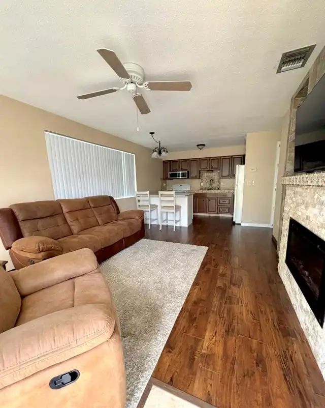 Listing Photo 5