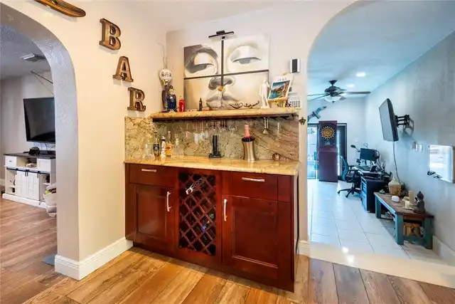 Listing Photo 18