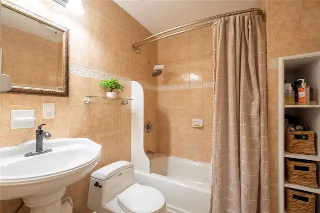Listing Photo 32