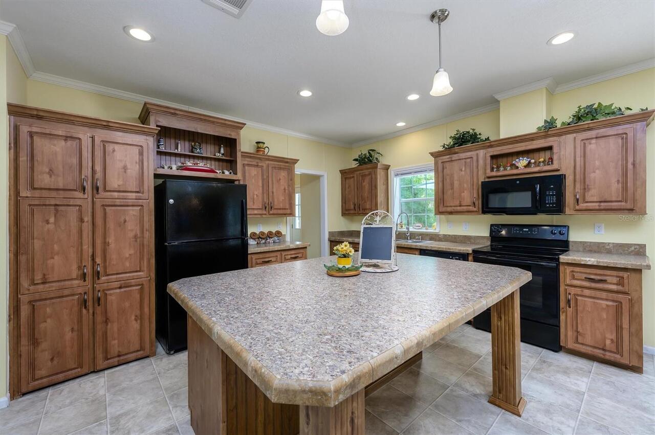 Listing Photo 18