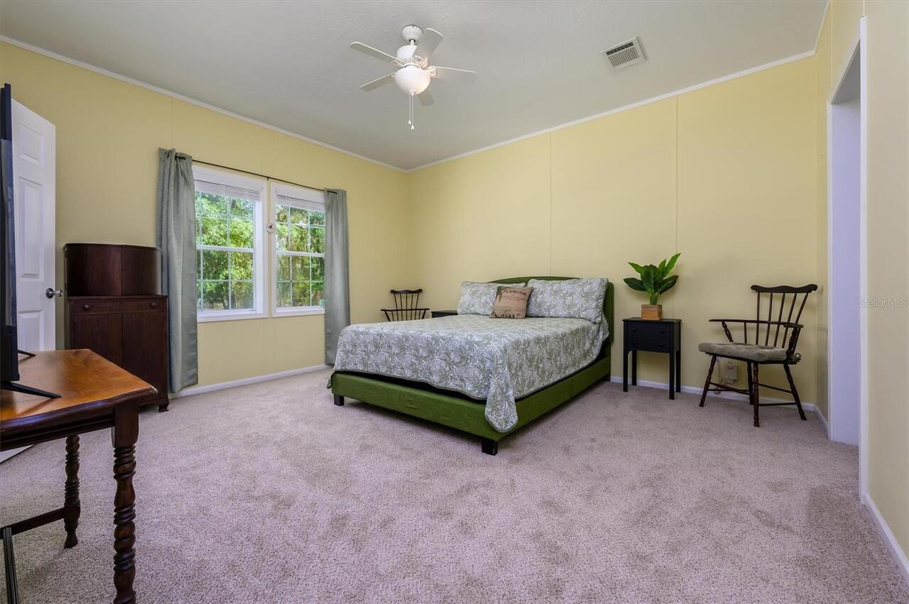Listing Photo 22