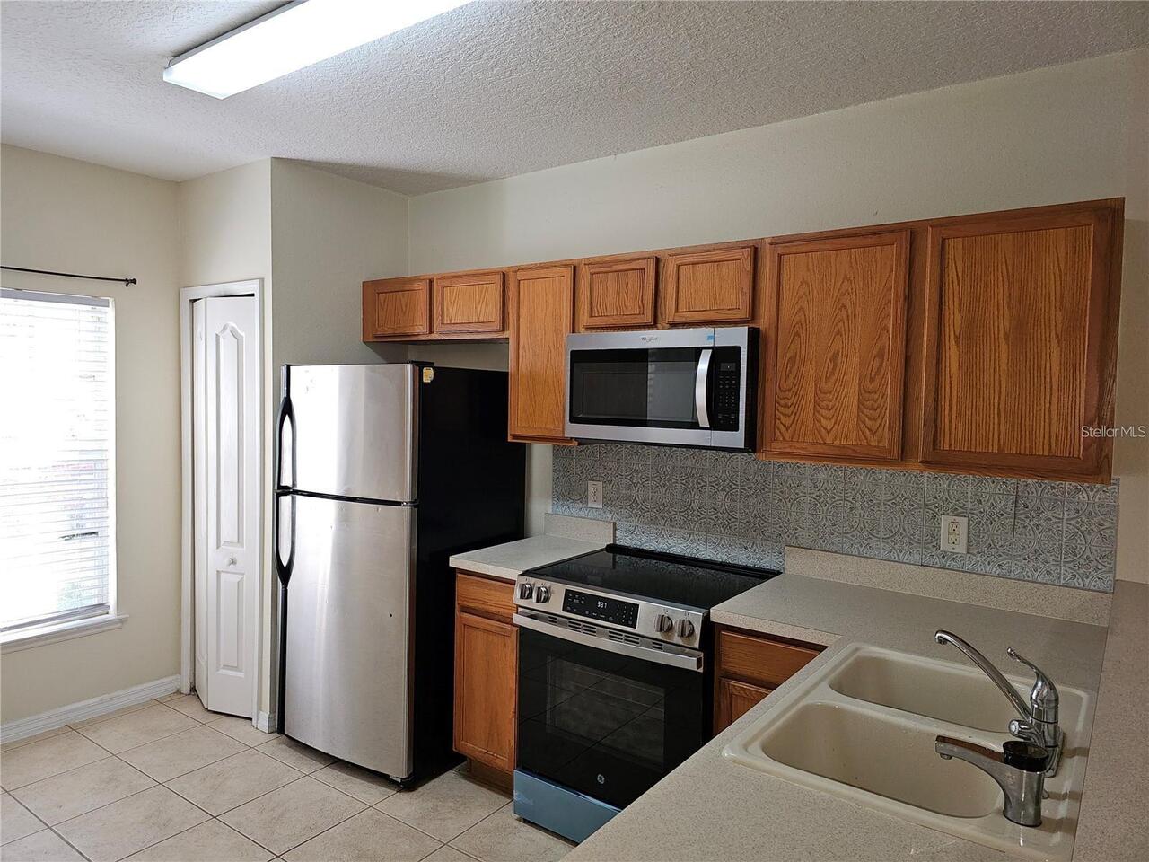 Listing Photo 7