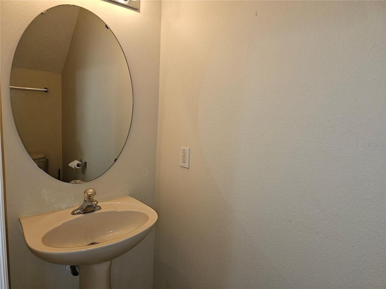 Listing Photo 8