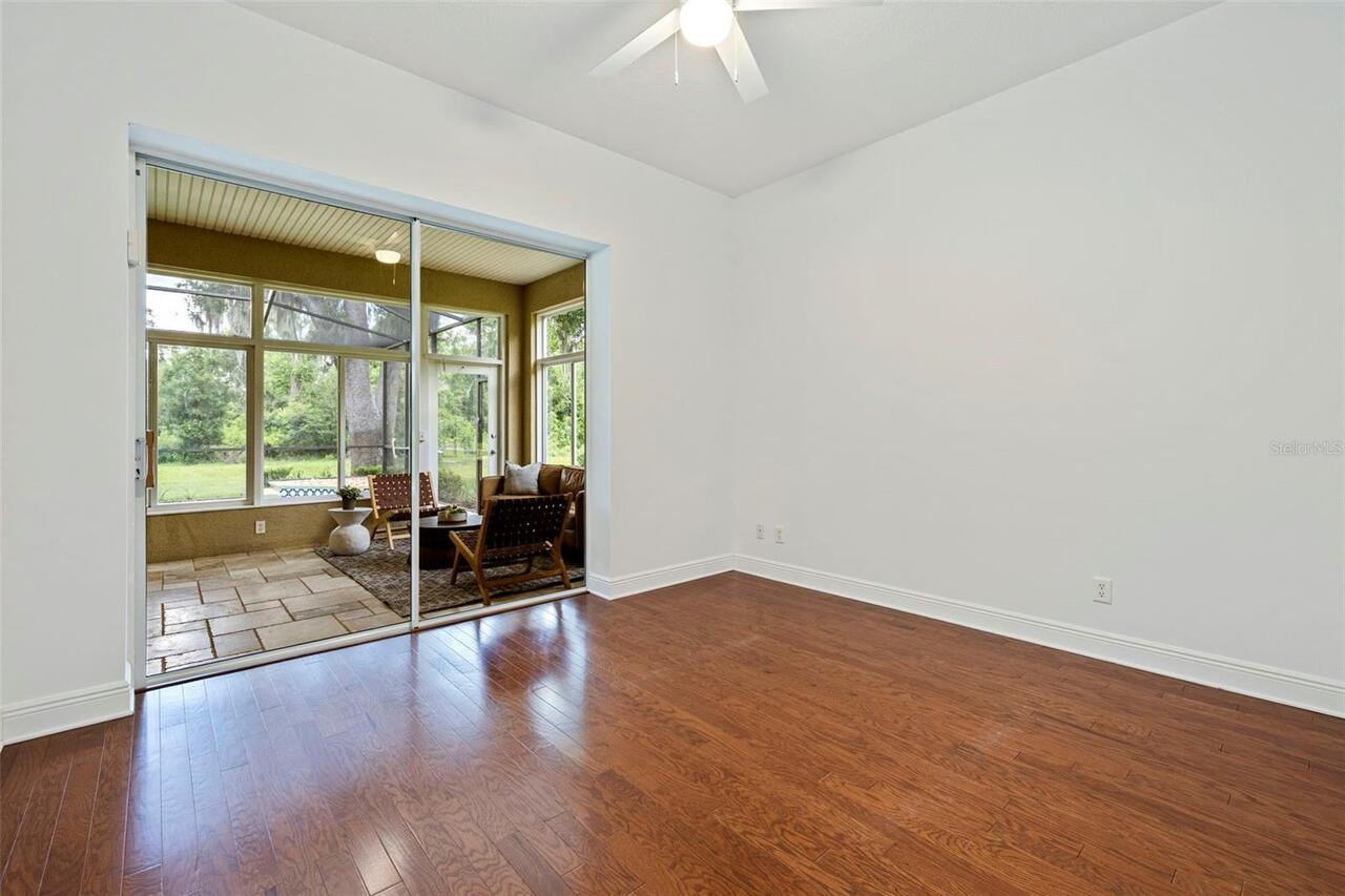 Listing Photo 28