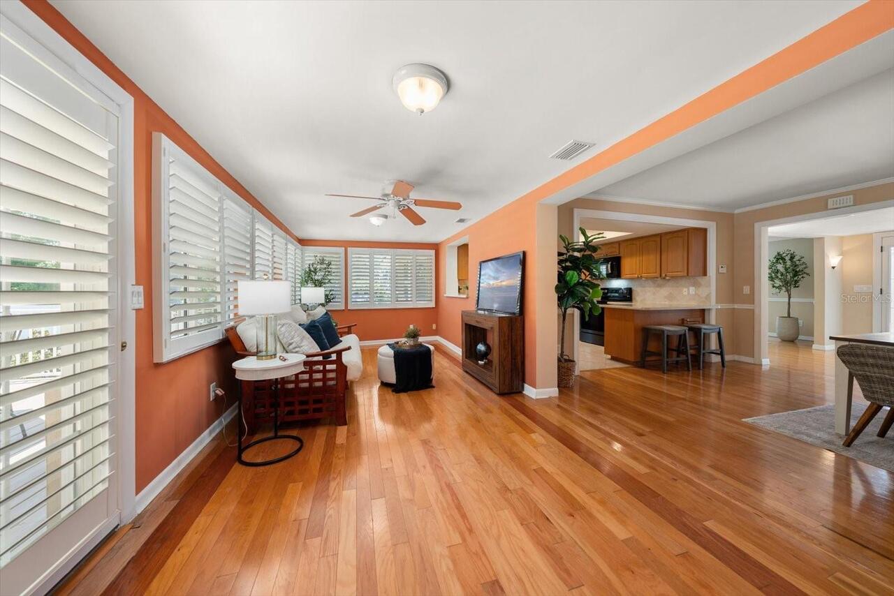 Listing Photo 16