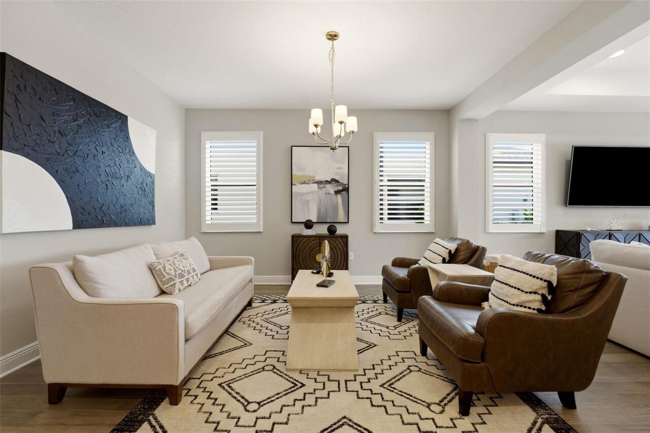 Listing Photo 8