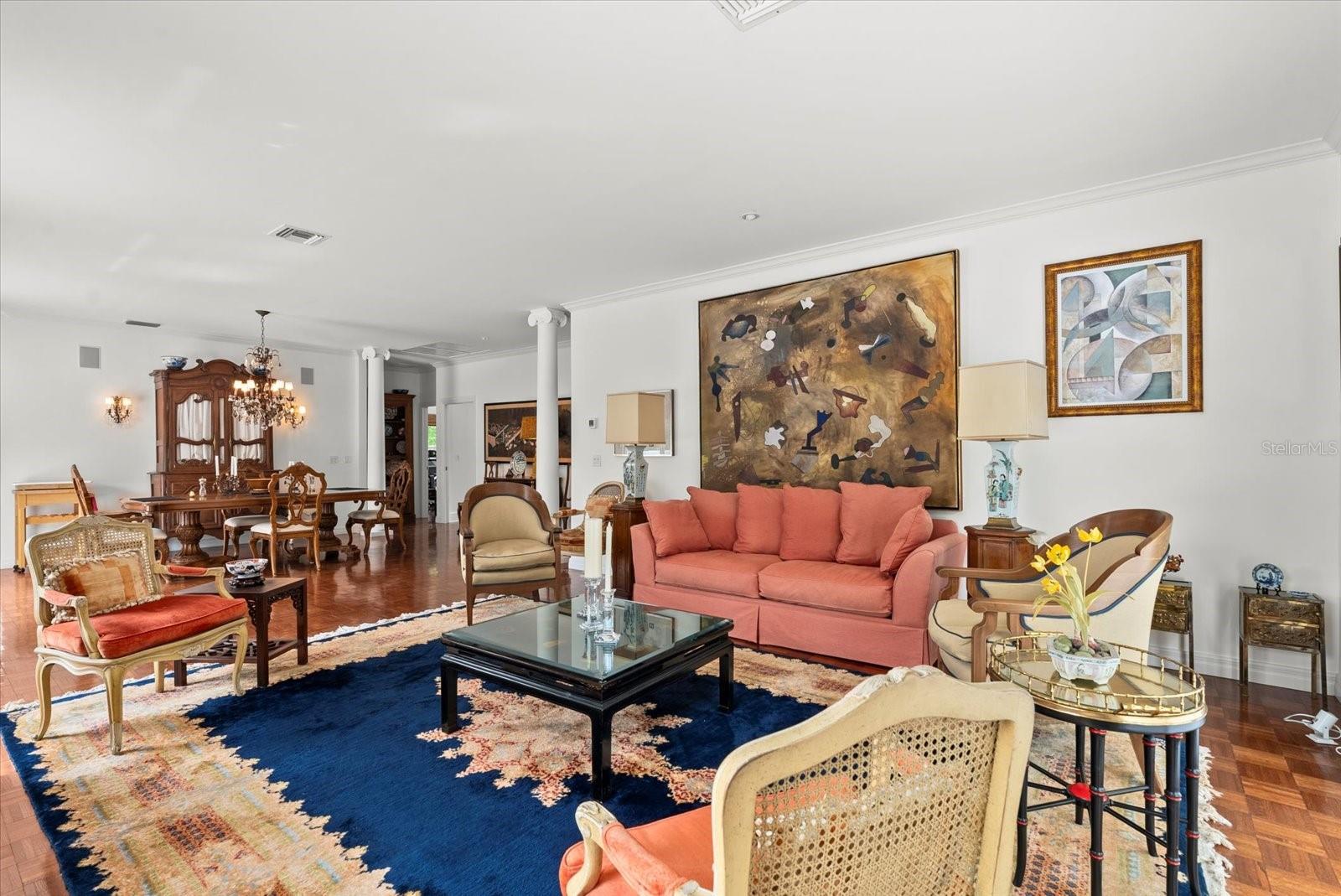Listing Photo 8