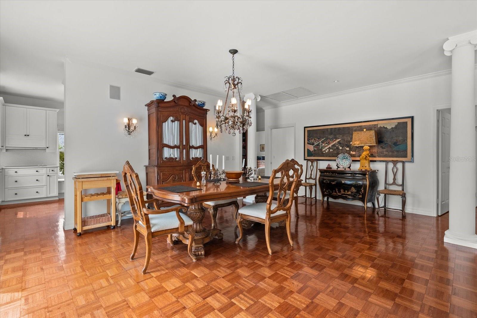 Listing Photo 12
