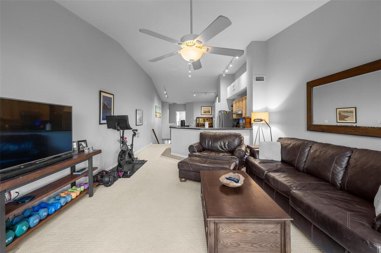Listing Photo 22