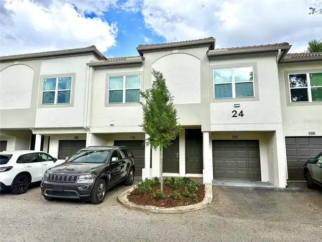 Listing Photo 9