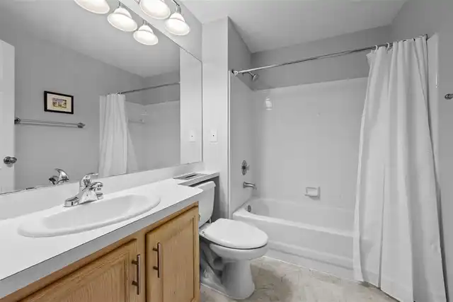 Listing Photo 28