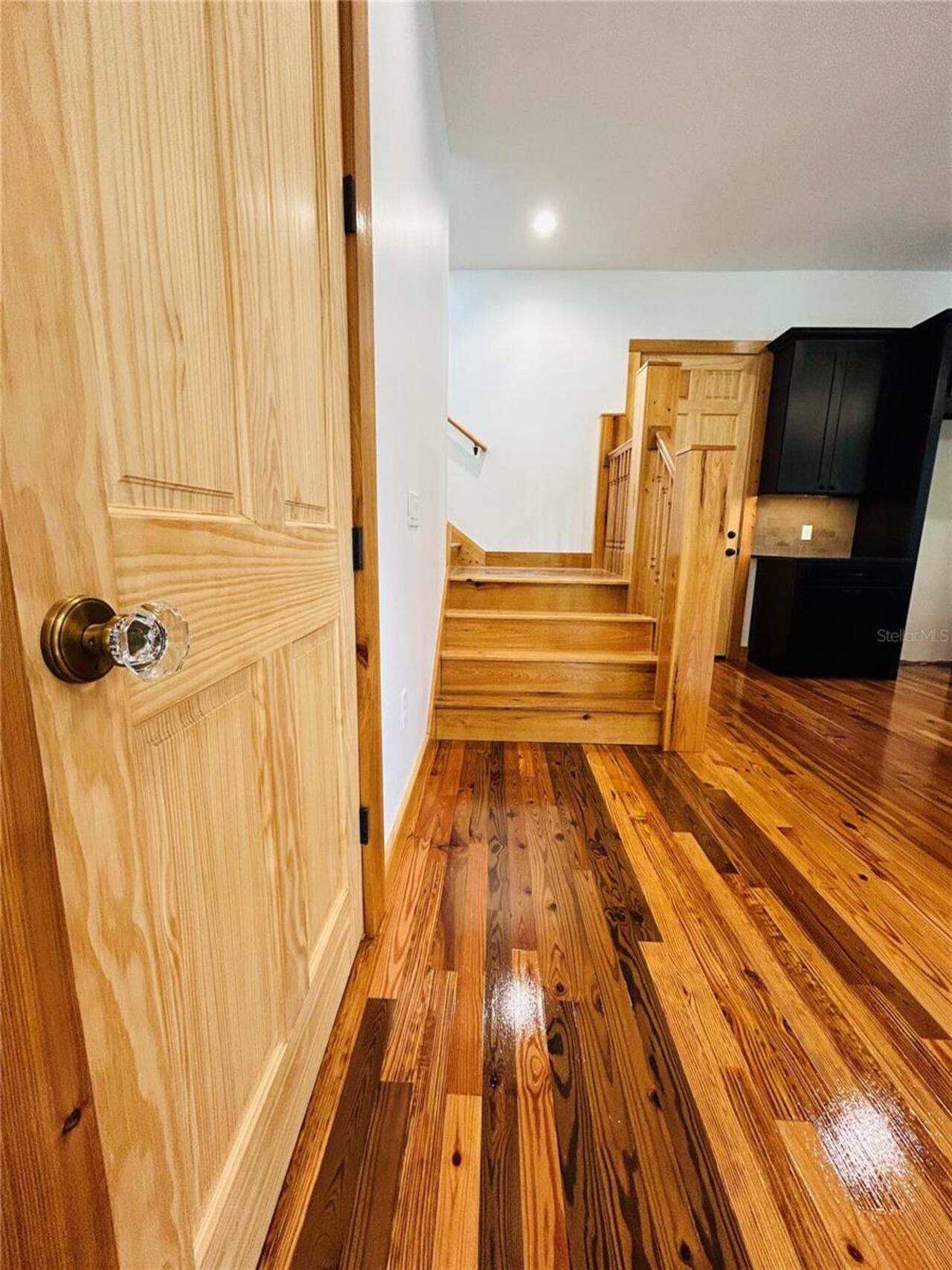 Listing Photo 10