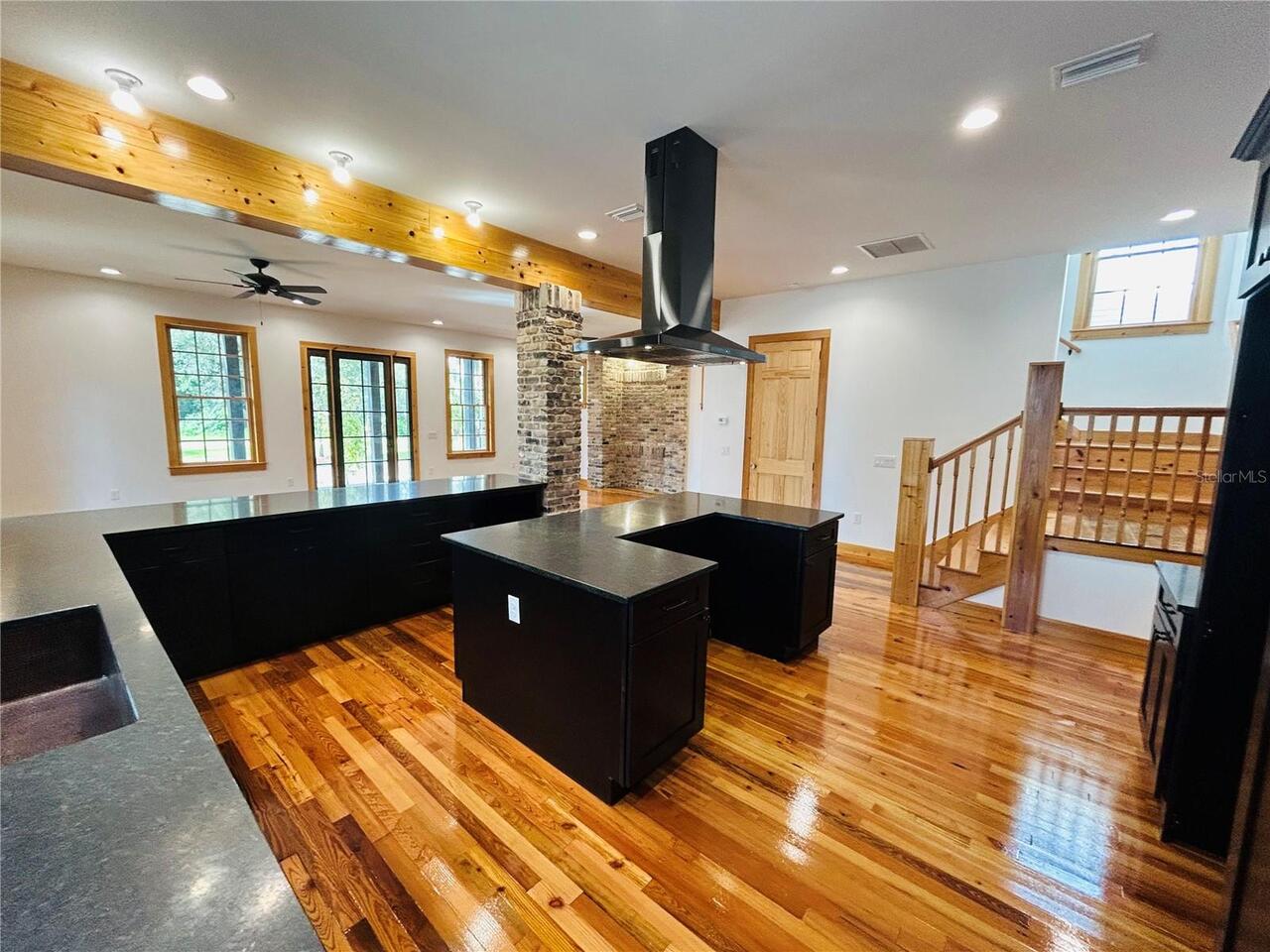 Listing Photo 28
