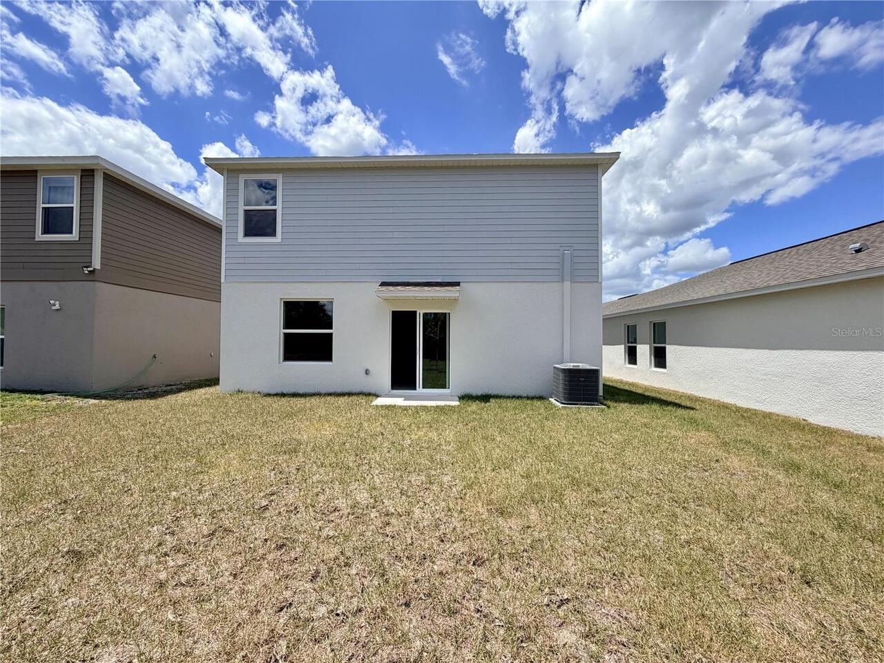 Listing Photo 12
