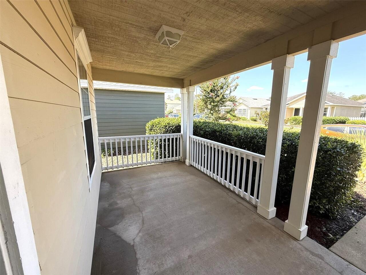 Listing Photo 8