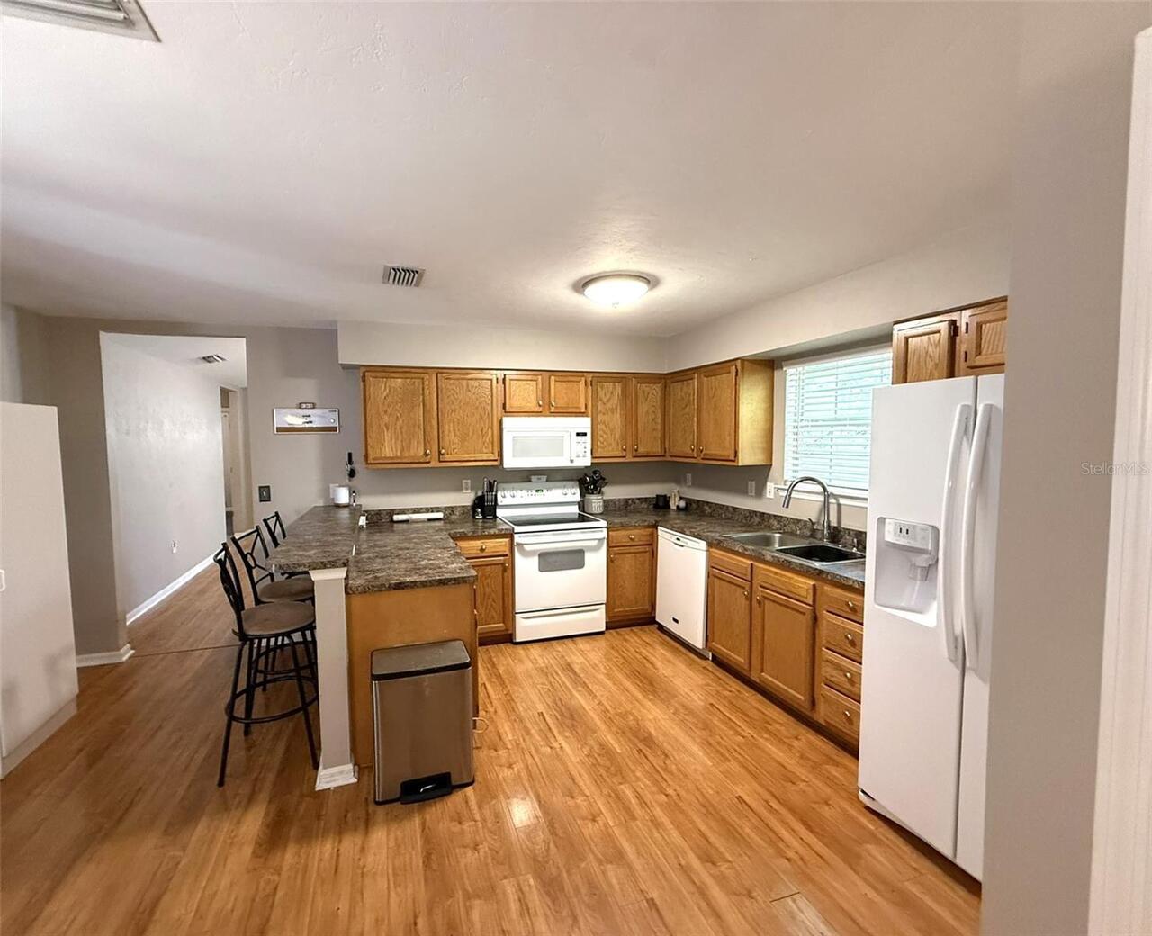 Listing Photo 15