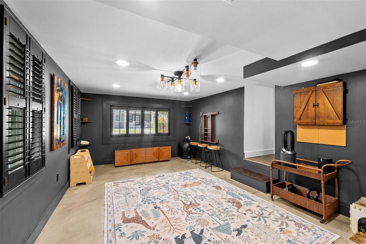 Listing Photo 15