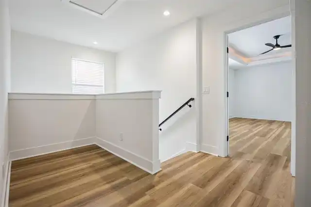 Listing Photo 12