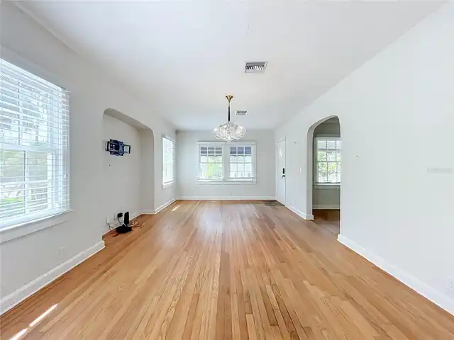 Listing Photo 7