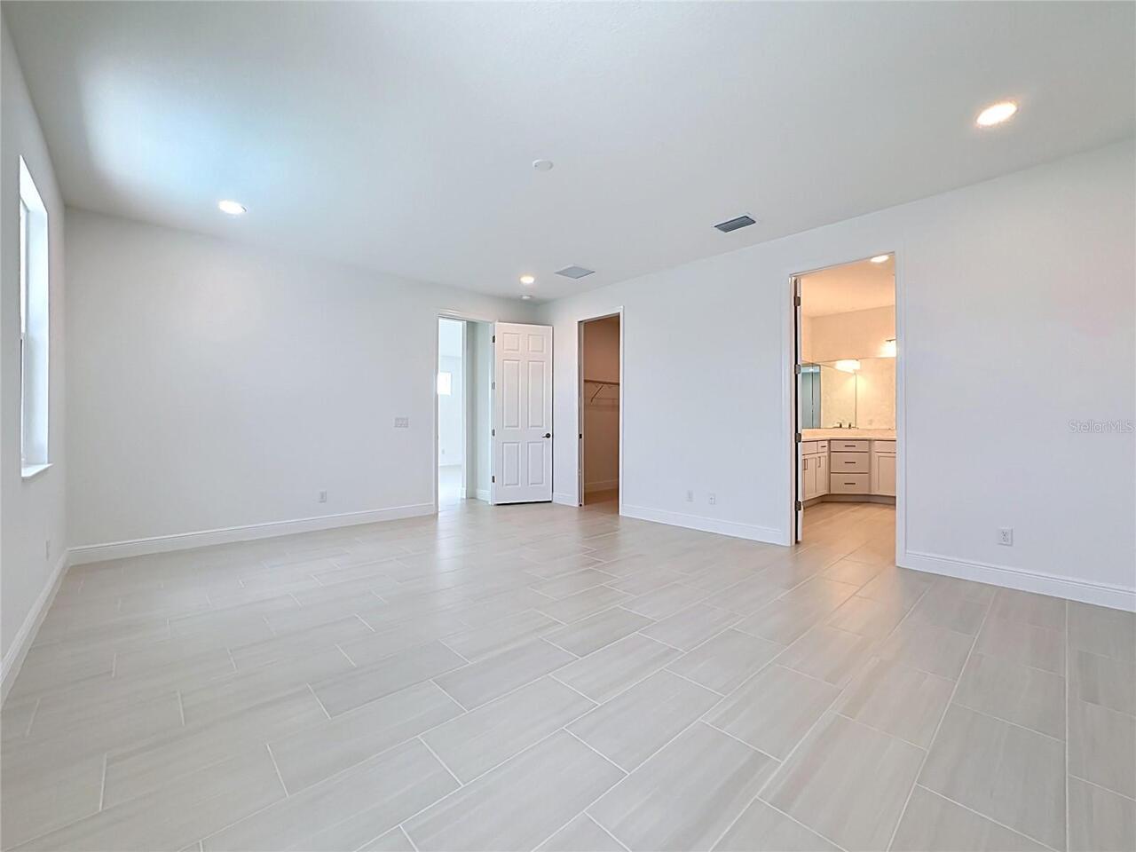 Listing Photo 38