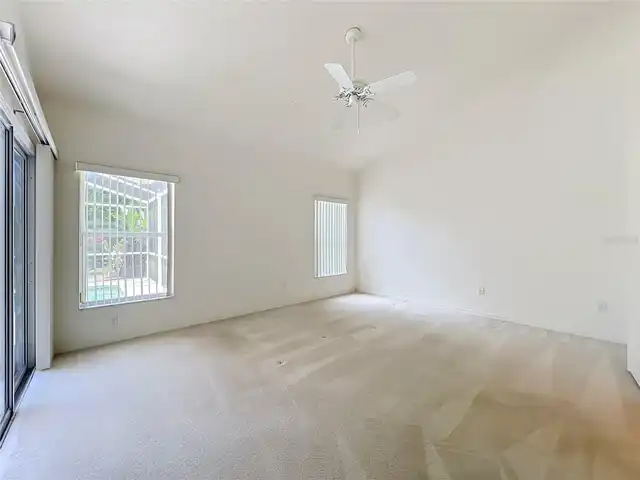 Listing Photo 33