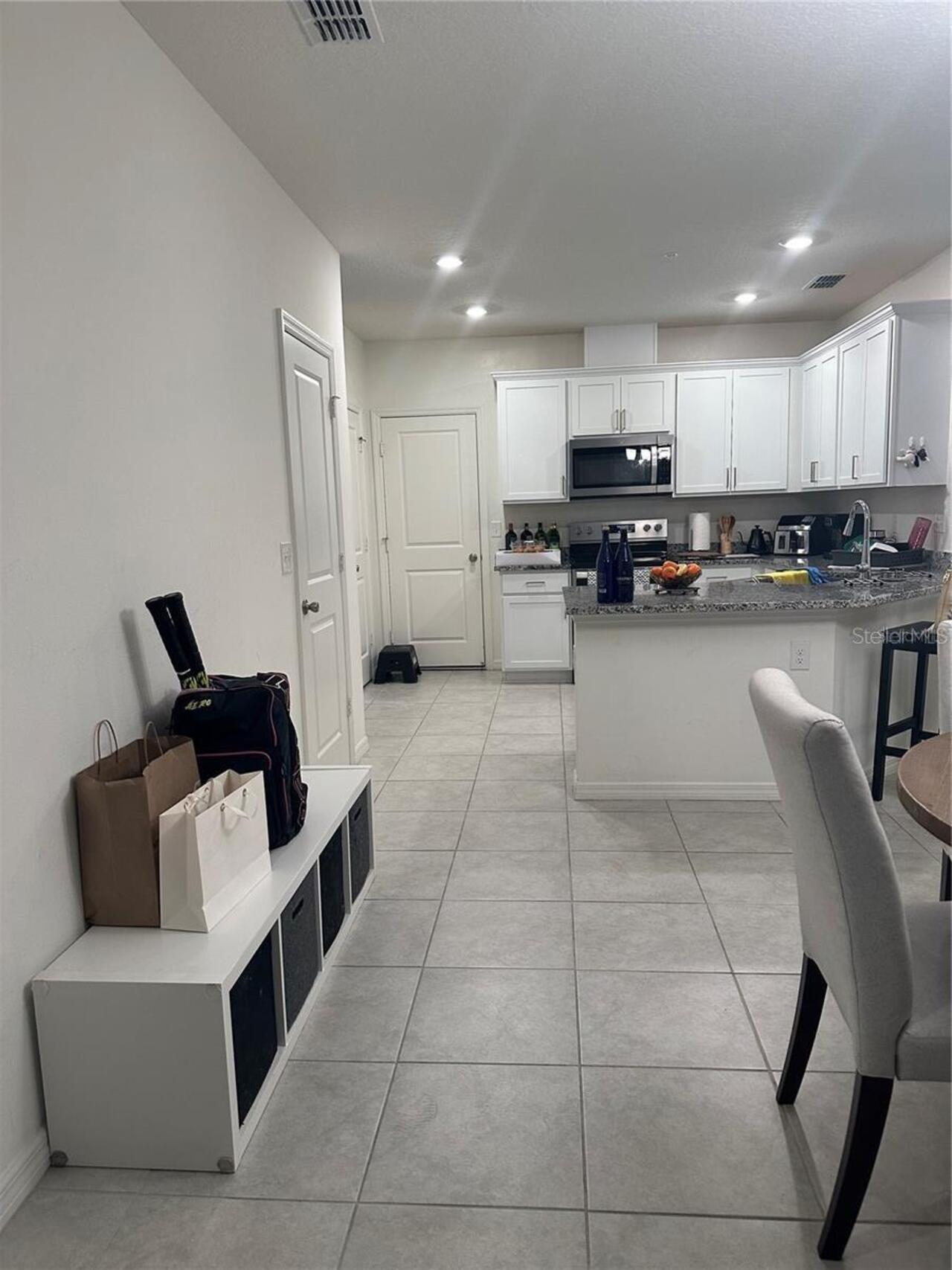 Listing Photo 12