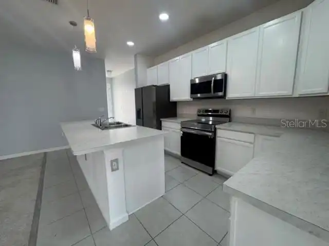 Listing Photo 9