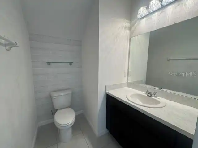 Listing Photo 10