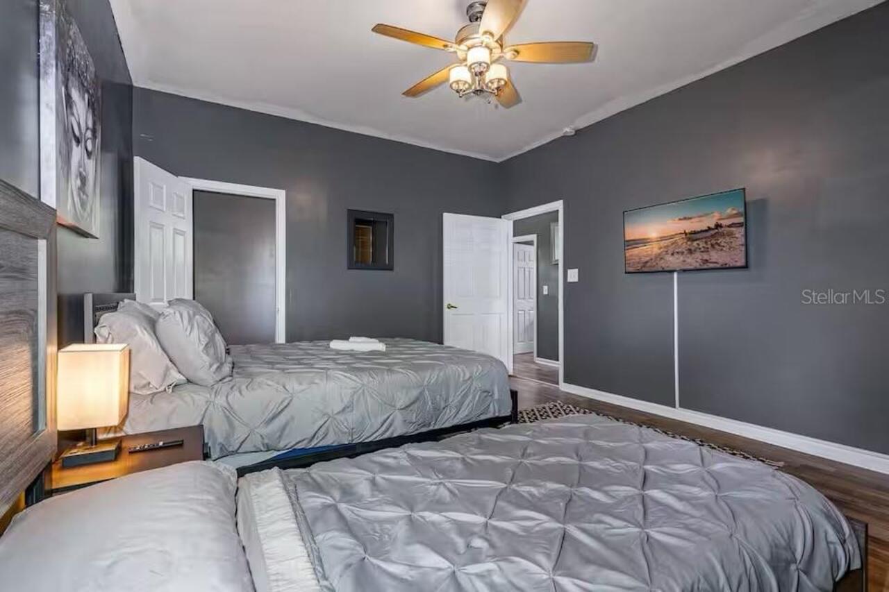 Listing Photo 12