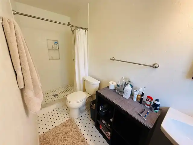 Listing Photo 17