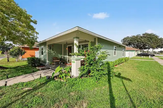 2BR, Residential Lease, 1BA, $1,800
Read More