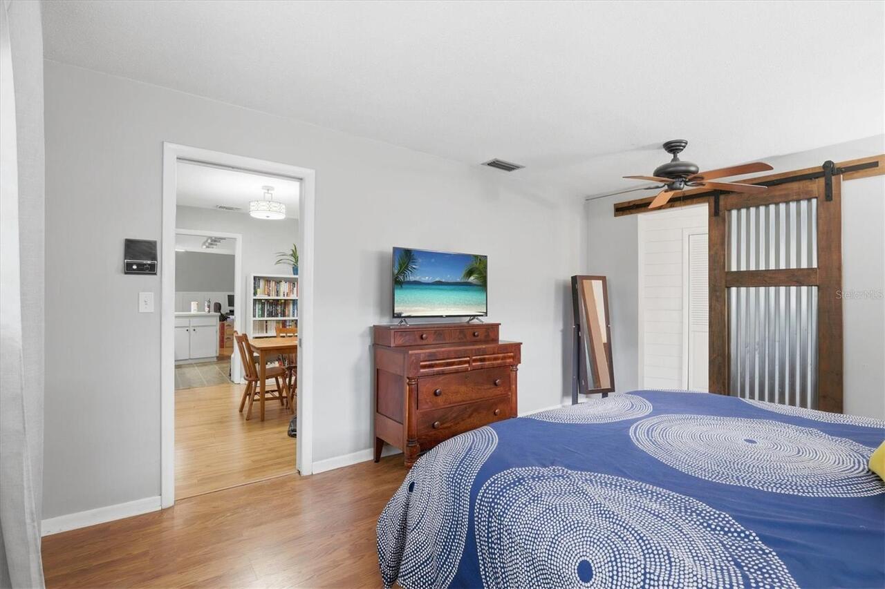 Listing Photo 17