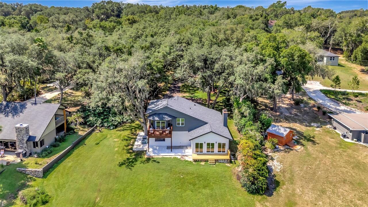 Listing Photo 11