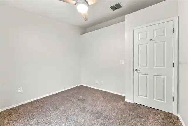 Listing Photo 24