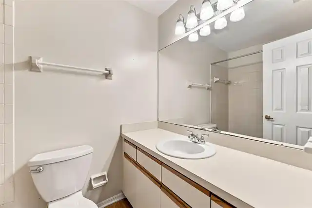 Listing Photo 25