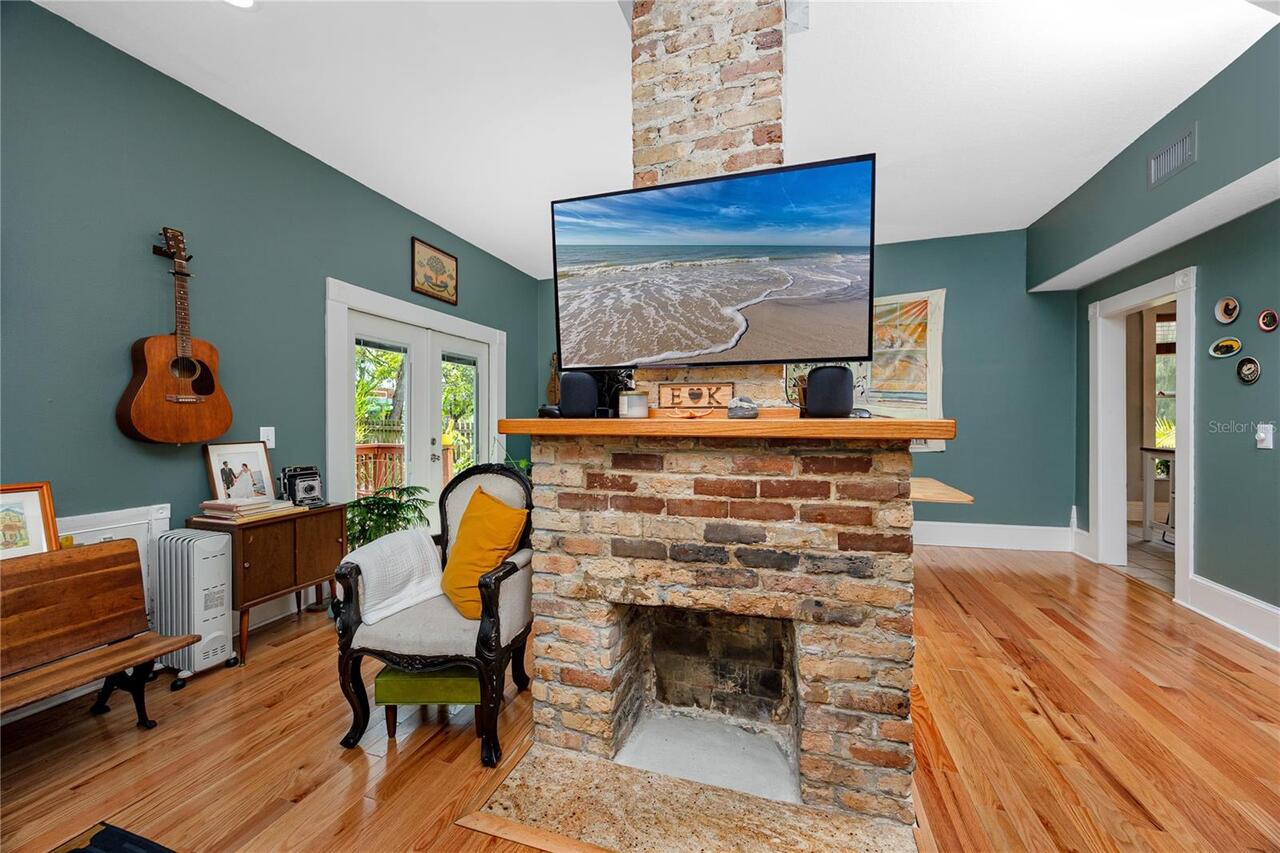 Listing Photo 14