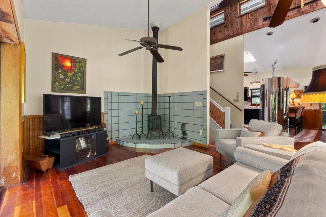 Listing Photo 8