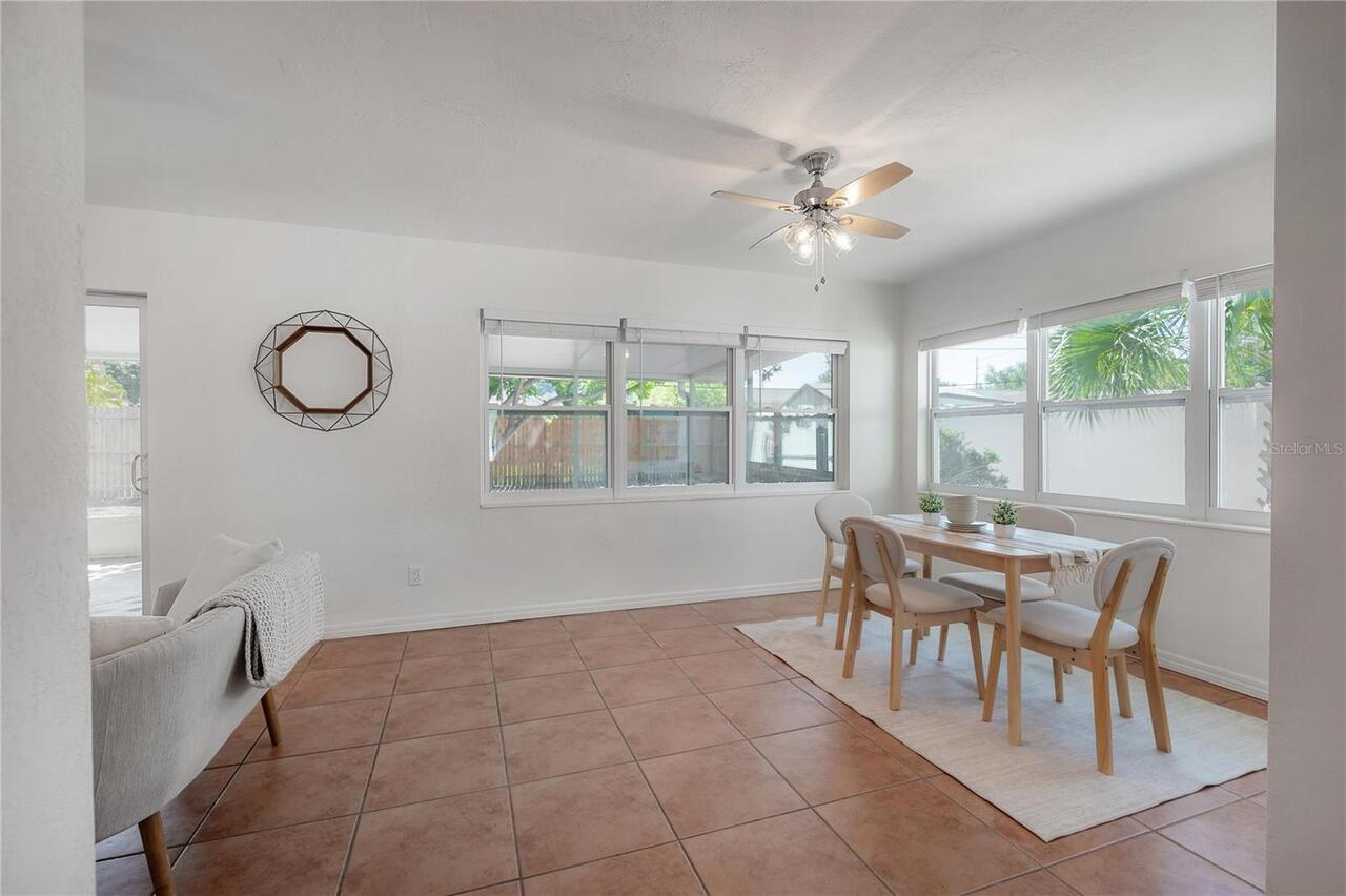 Listing Photo 15