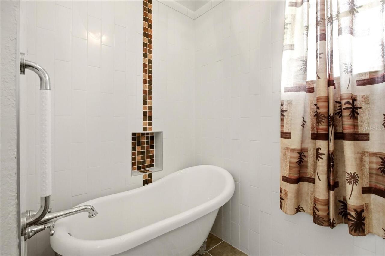 Listing Photo 28