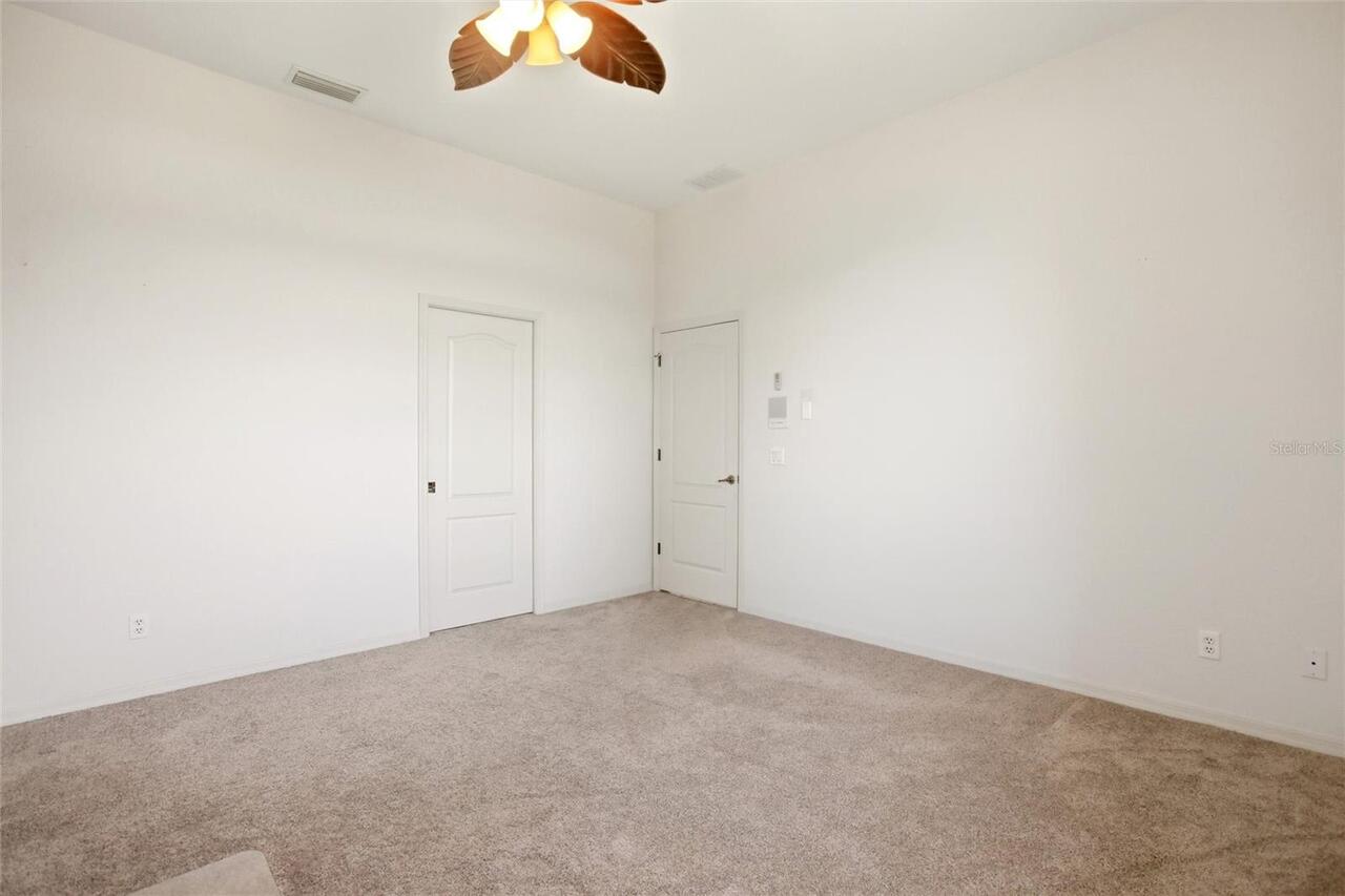 Listing Photo 33