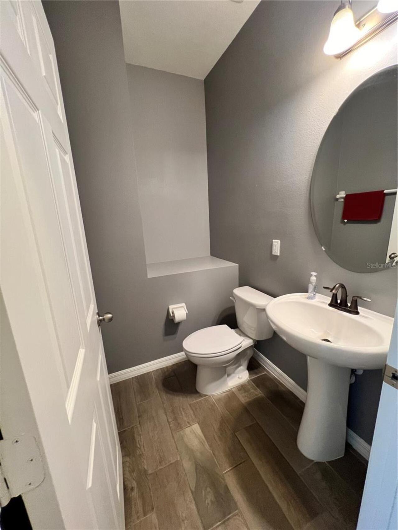 Listing Photo 9