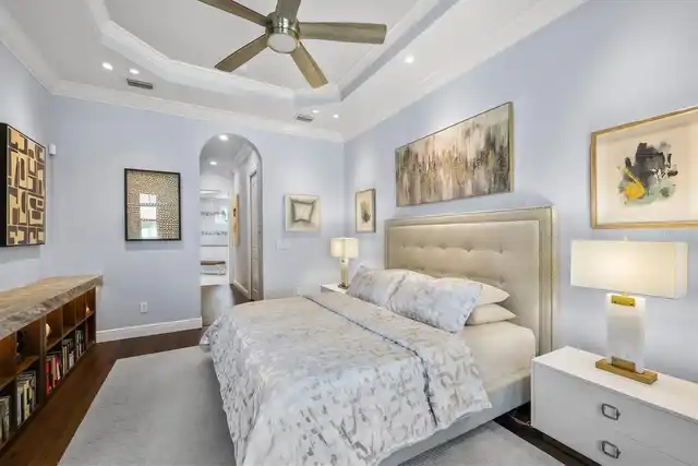 Listing Photo 18