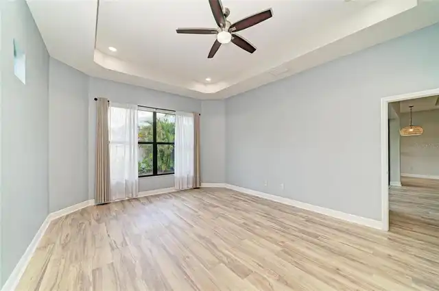 Listing Photo 29