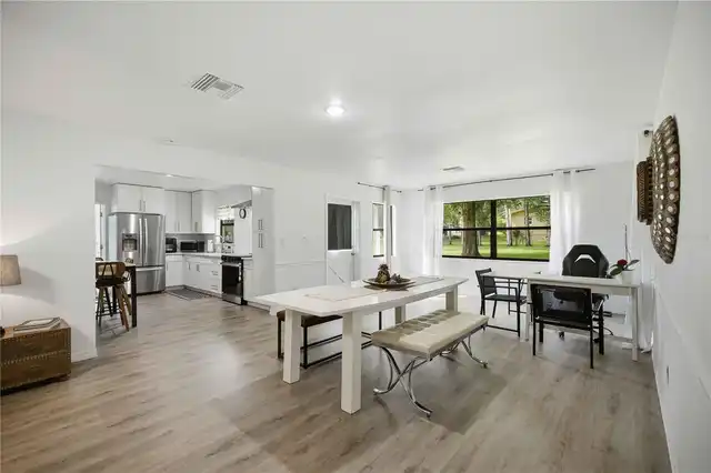 Listing Photo 7
