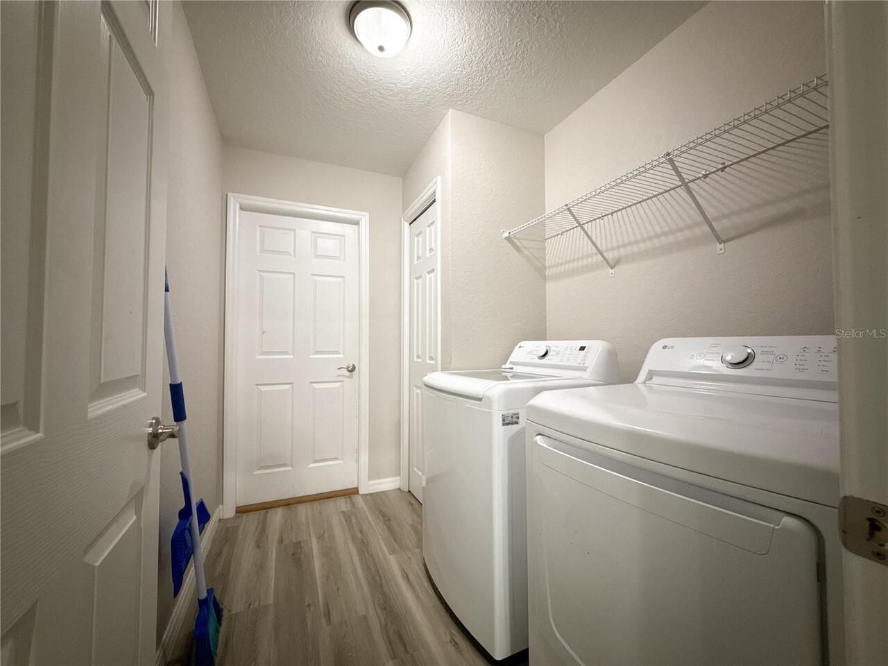 Listing Photo 12
