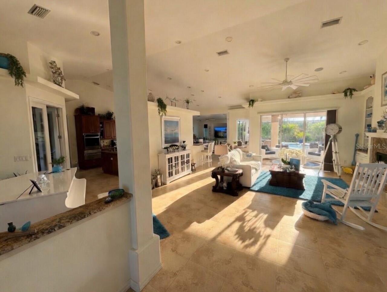 Listing Photo 8