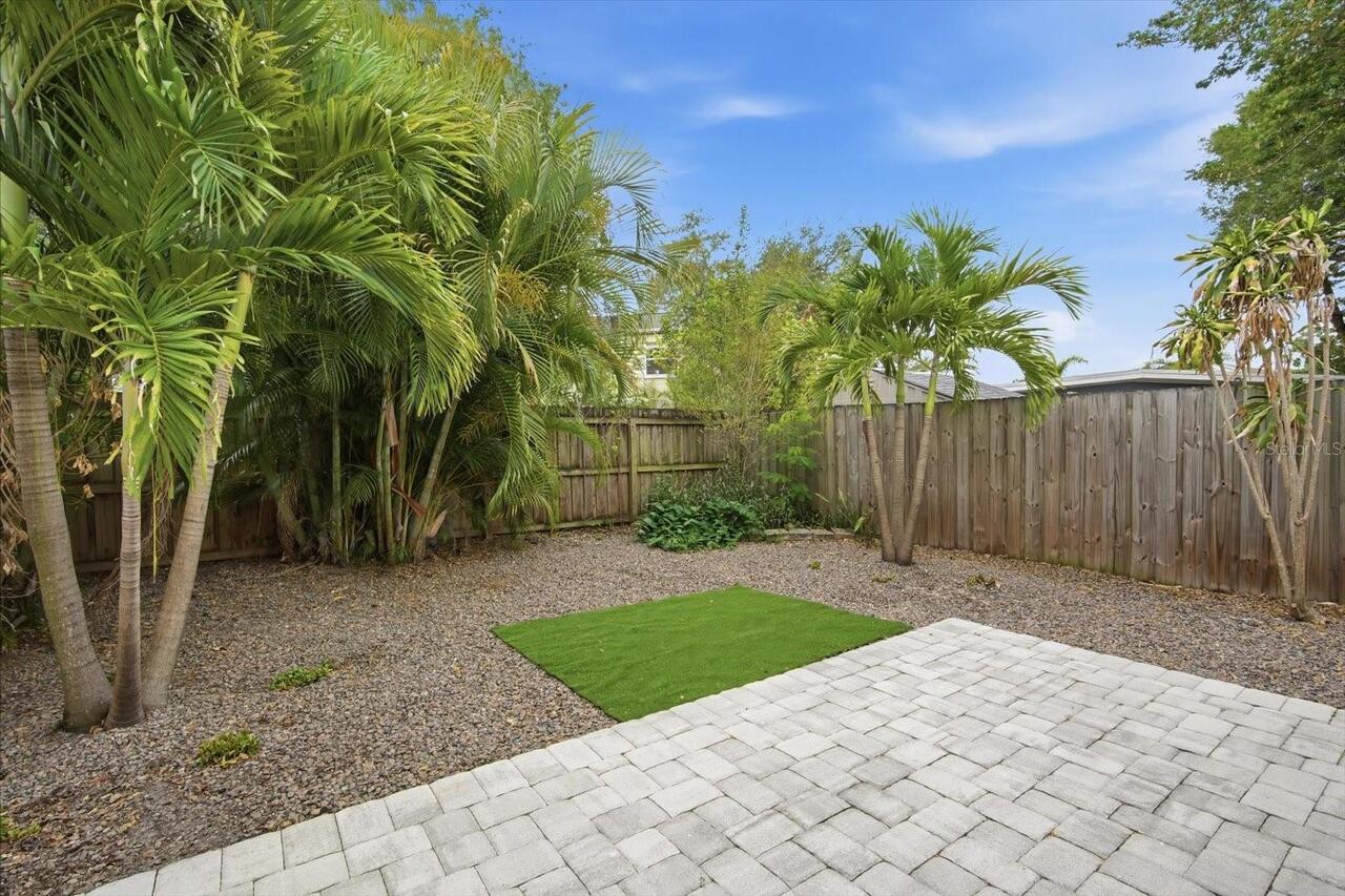 Listing Photo 18