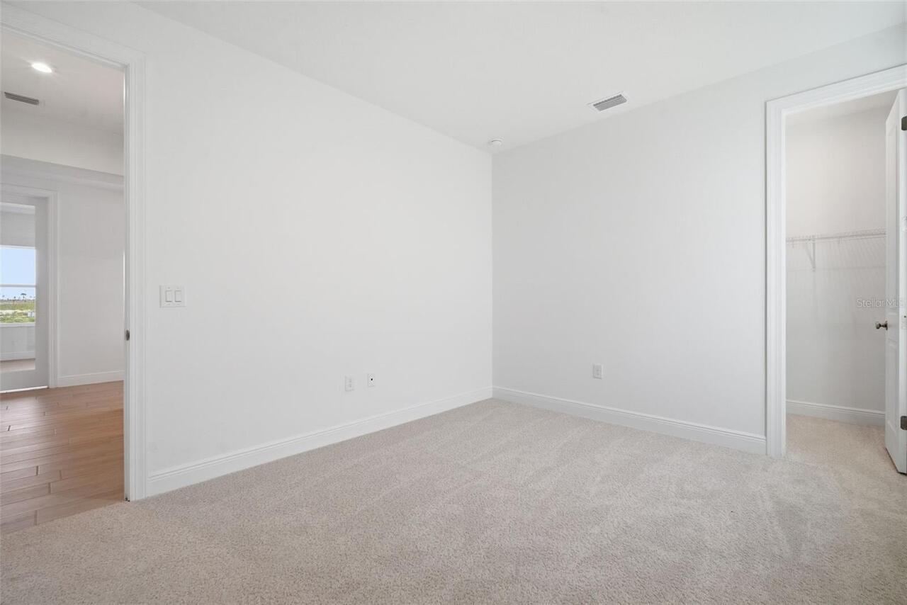 Listing Photo 42