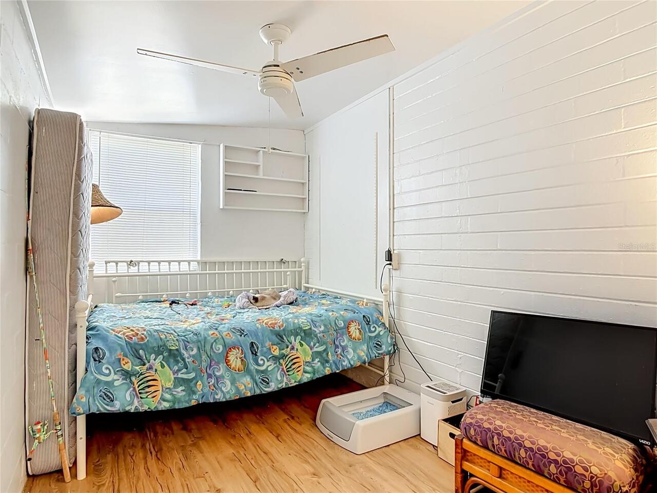 Listing Photo 18