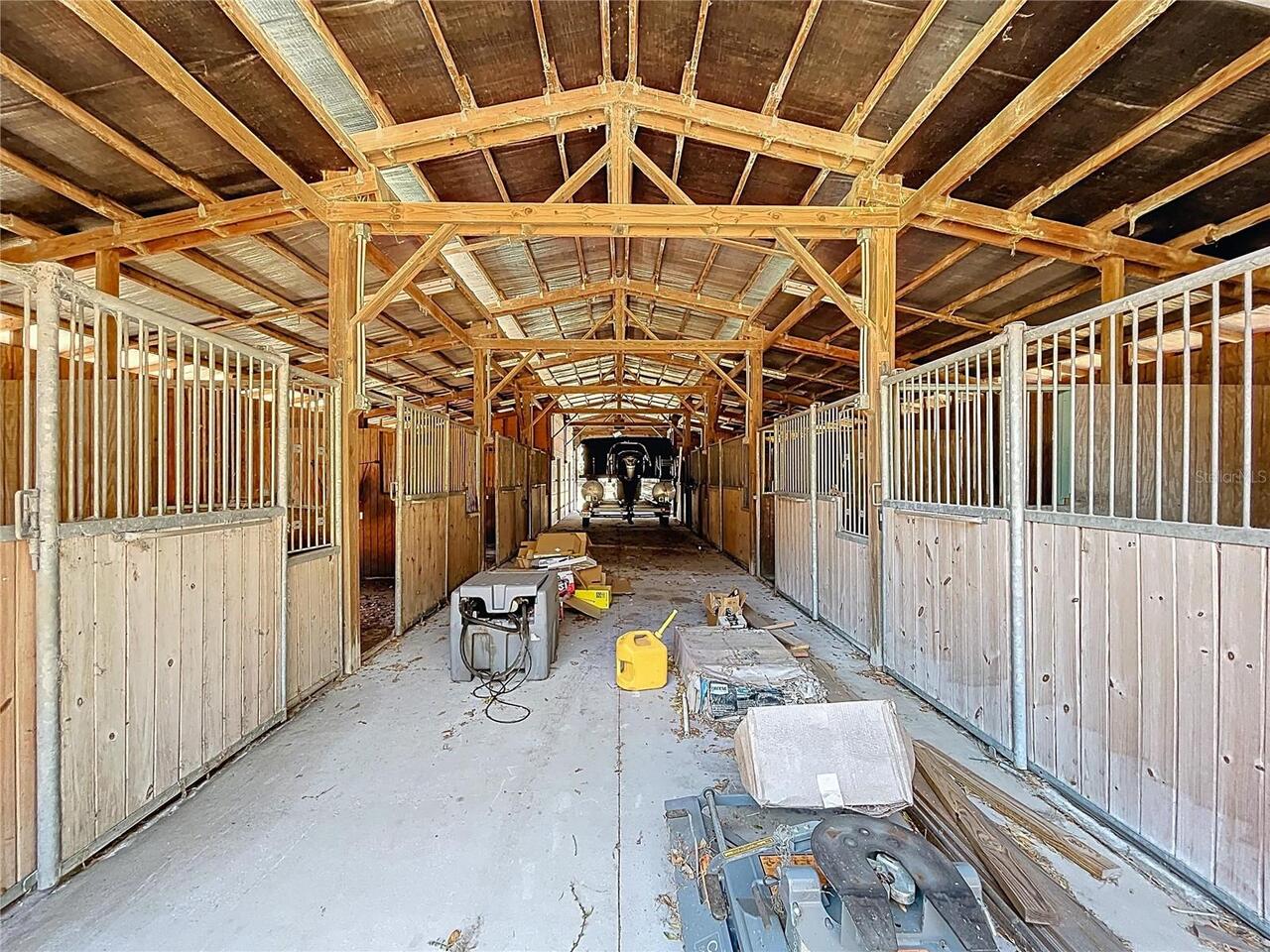 Listing Photo 11